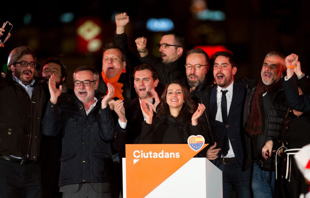 la-plana-mayor-de-ciudadanos-celebra-su-victoria