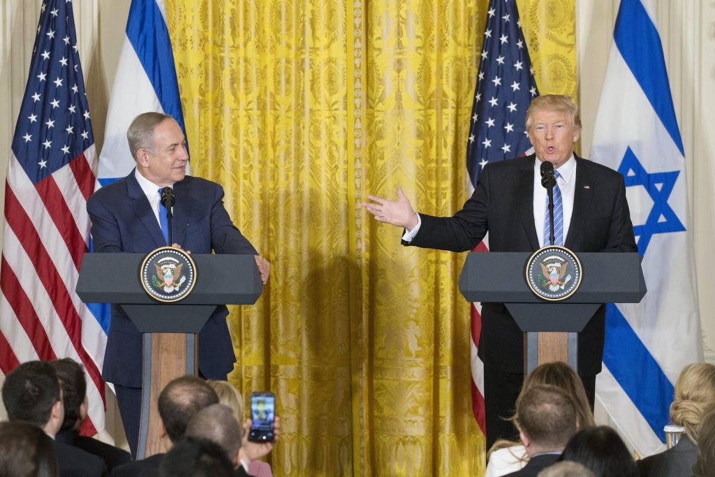 benjamin Netanyahu y Donald Trump en rueda de prensa el 15 de febrero de 2017.