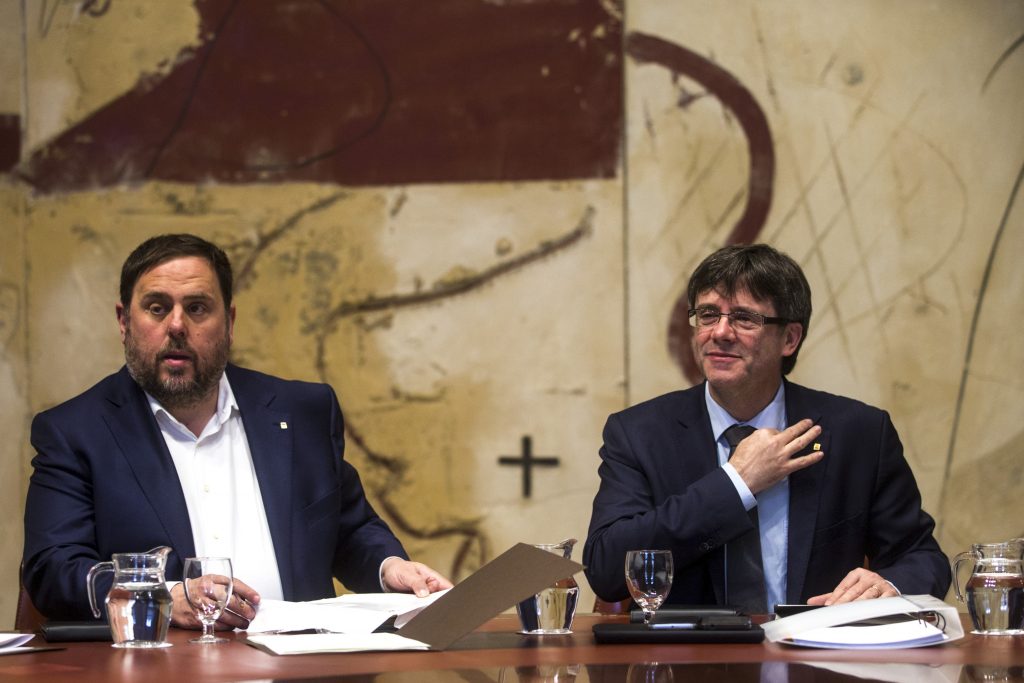 PUIGDEMONT-JUNQUERAS-EFE