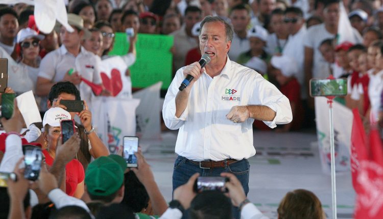 José Antonio Meade, durante un acto de campaña en Lázaro Cárdenas, Michoacán (México).