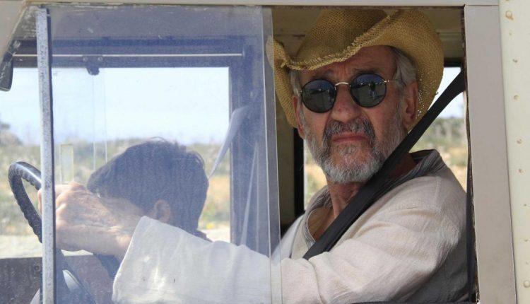 El actor José Sacristán en una escena de 'Formentera Lady', su nueva película