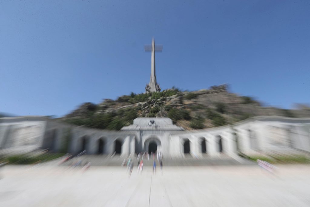 “No reconocemos el Valle de los Caídos como un cementerio”, dicen familiares afectados