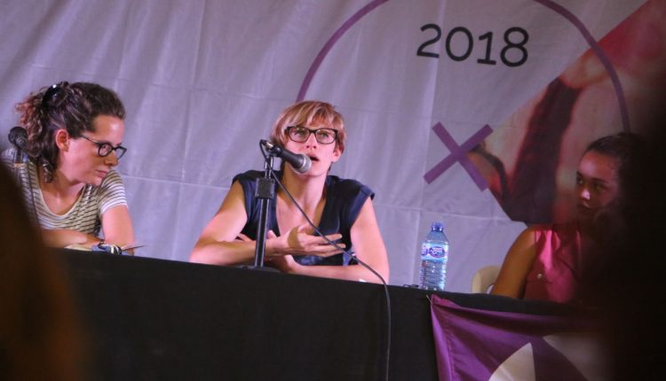 La filósofa y activista italiana Cinzia Arruzza, durante su participación en la Universidad de verano de Anticapitalistas