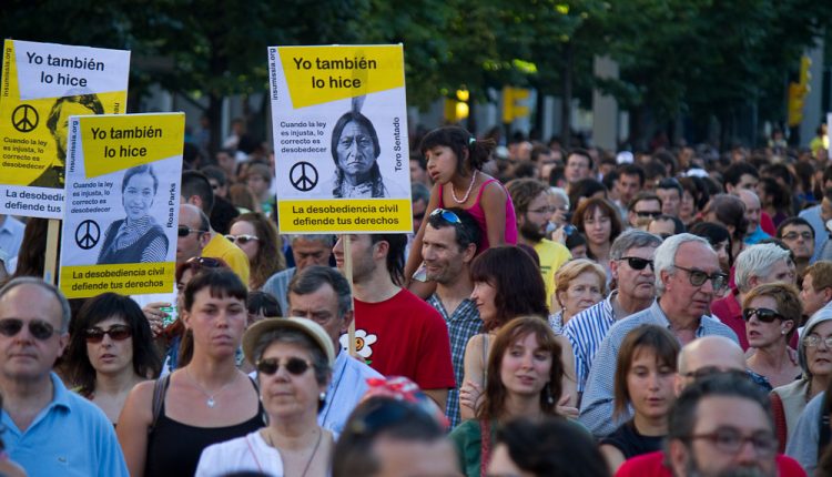 Movimiento 15-M en Zaragoza. Manifestación del 19 de junio de 2011. desobediencia