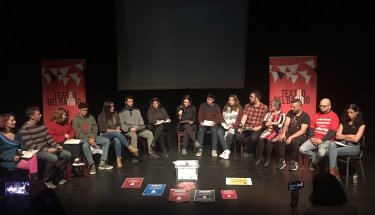 Presentación de los referéndums en las universidades públicas españolas en el Teatro del Barrio (Madrid)