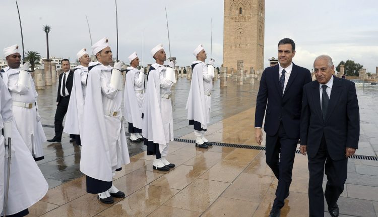 Sánchez llega a Rabat para reuniones con Mohamed VI y el primer ministro