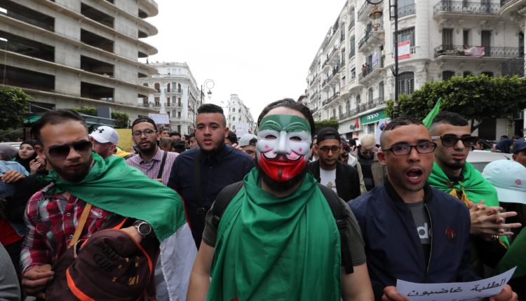 protestas en Argel contra Bouteflika