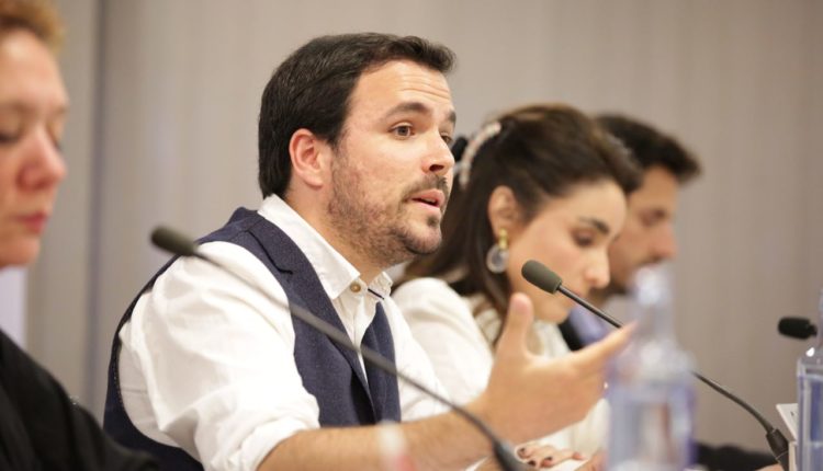 El líder de IU, Alberto Garzón, en la conferencia del club Siglo XXI,