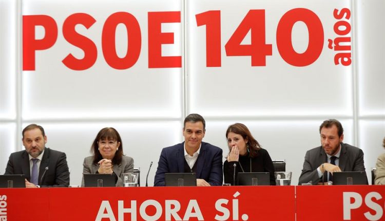 Pedro Sánchez y la Ejecutiva del PSOE