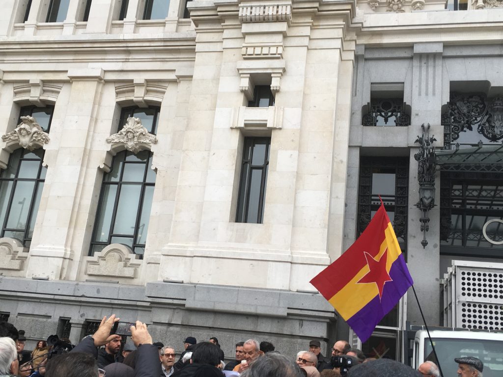 lataforma en Defensa del Memorial del cementerio del Este de Madrid