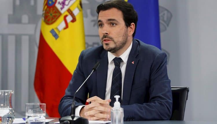 El ministro de Consumo, Alberto Garzón, en la rueda de prensa en el Palacio de la Moncloa, en Madrid. EFE/J.J. Guillén  